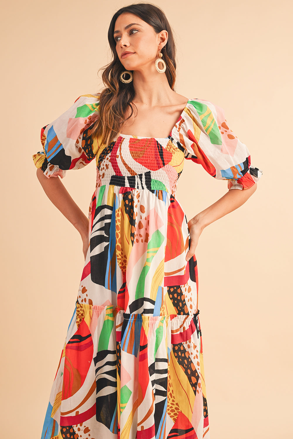 White Square Neck Smocked Abstract Print Boho Maxi DressMaterial:100%Cotton



		Eye-catching abstract print adds a boho-chic vibe to any outfit
	
	
		Smocked bodice for a flattering and comfortable fit
	
	
		Squa