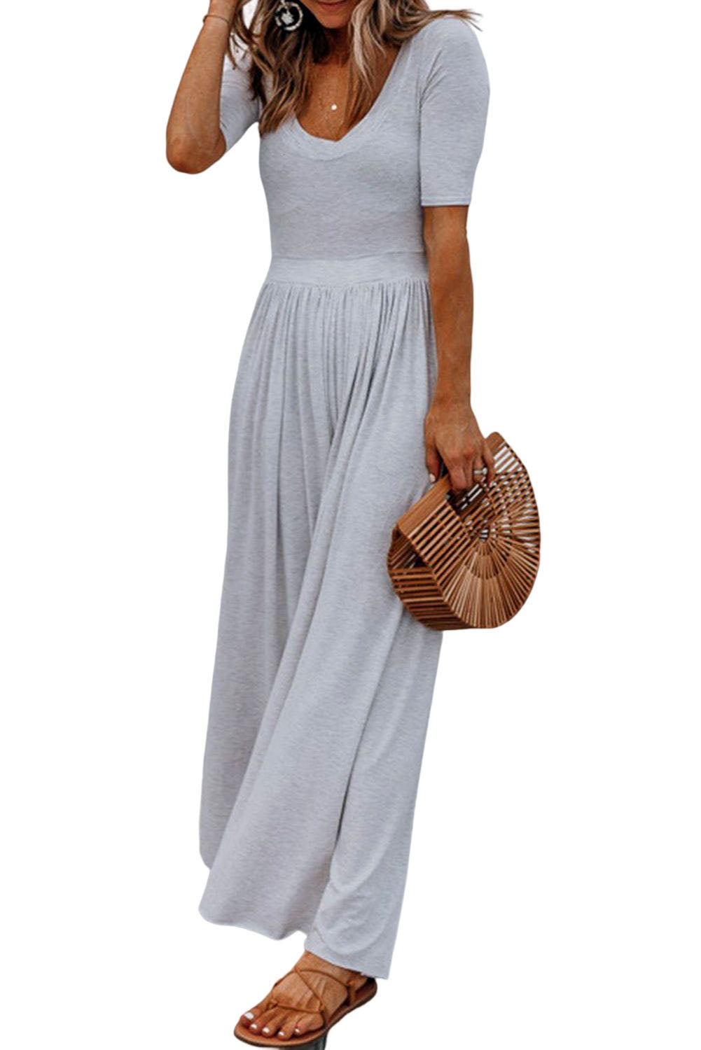 Gray Plain Basic Short Sleeve Wide Leg JumpsuitMaterial:85%Polyester+15%Elastane



		This jumpsuit is a simple and versatile piece, perfect for any casual occasion. 
	
	
		It features a plain gray color, sh