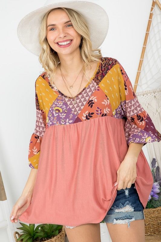 PATCH PATTERN MIXED BABYDOLL TOP- Patch pattern mixed babydoll top- Pullover ruffled half sleeves- V neck relaxed fit- Woven patch print and solid jersey mixed
Style: Casual
Print / Pattern: Patch 