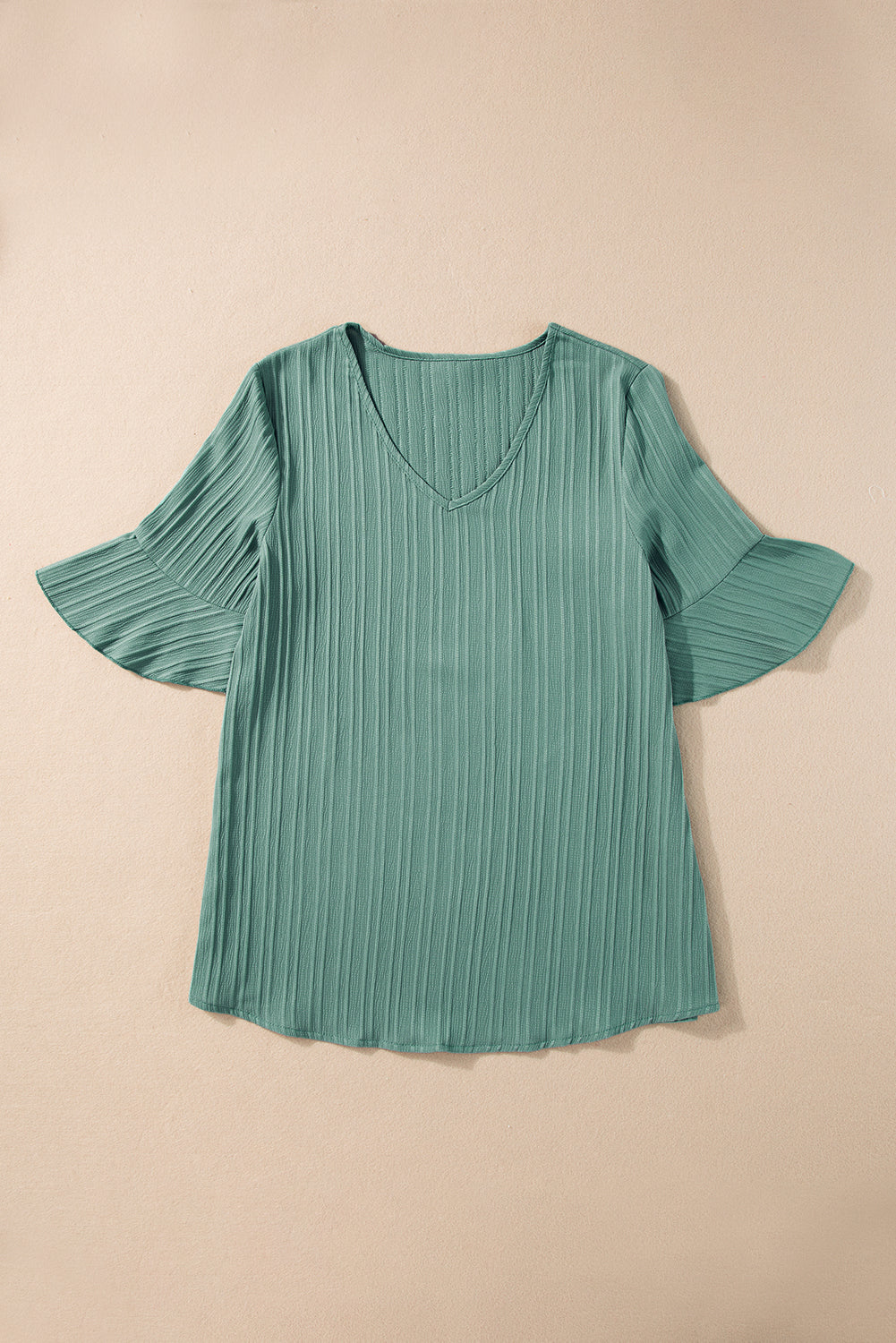 Beau Blue Ruffled Short Sleeve V Neck Textured BlouseMaterial:97%Polyester+3%Elastane



		Elevate your style with this stylish and popular women's top featuring textured fabric. 
	
	
		The V-neck, ruffled sleeves