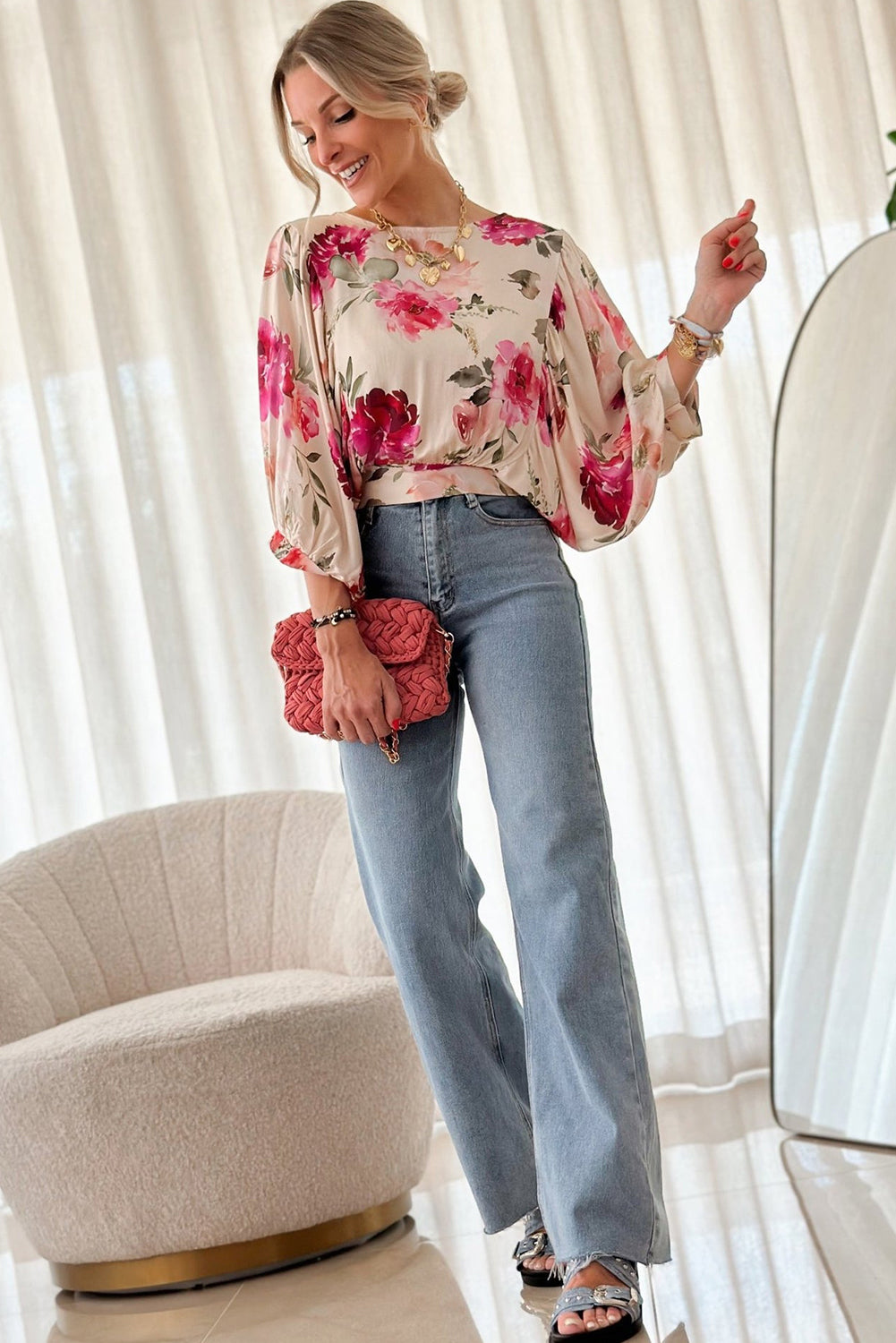 Rose Floral 3/4 Sleeve Lace-up Back BlouseMaterial:100%Polyester

• The Rose Floral 3/4 Sleeve Lace-up Back Blouse adds a touch of elegance with its delicate rose pattern and lace-up back detail.
• Featuri