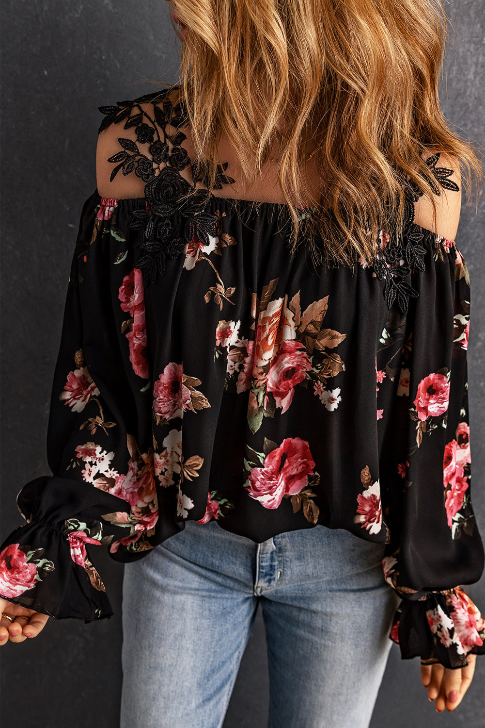 Black Floral Print Lace Loose Off Shoulder BlouseMaterial:100%Polyester



		The cold shoulder
design makes this blouse much sexier than you think
	
	
		The sleekness and
silkiness touch gives endless comfor