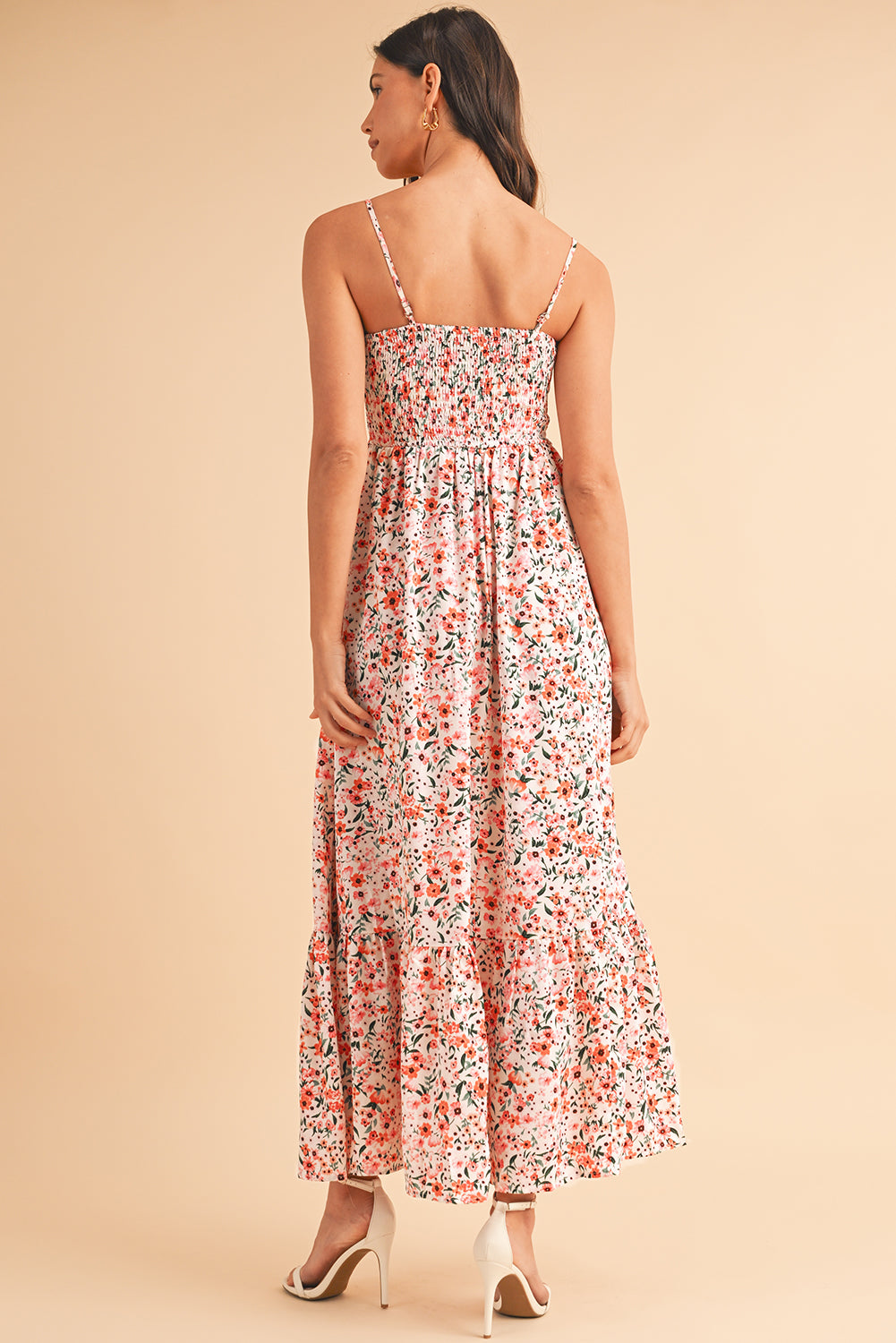 White Boho Floral Self-tie Smocked Ruffle Maxi DressMaterial:100%Polyester


	


		The maxi dress showcases a bohemian-inspired style with its floral print and smocked details, perfect for embracing a romantic and