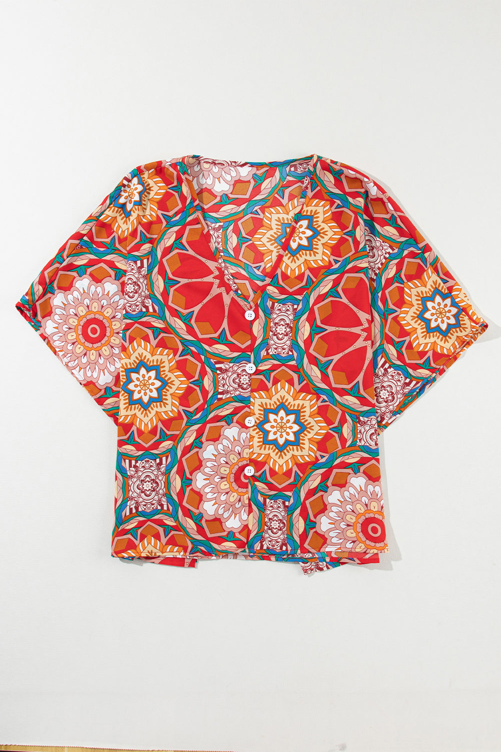 Red Floral Print V Neck Button Decor Batwing BlouseMaterial:100%Polyester



		Flowy floral top: Breezy and comfy with a V-neck and loose batwing sleeves.
	
	
		Button-up floral blouse: Features a flattering V-n