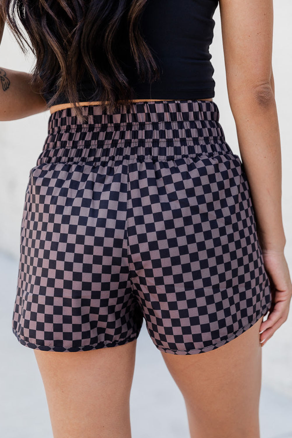 Pink Plaid Print High Waisted Athletic ShortsMaterial:100%Polyester



		Look and feel your best during your next workout with these Plaid High Waisted Athletic Shorts
	
	
		The bold plaid print adds a tou