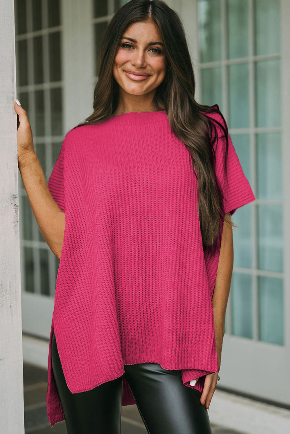 Apricot Side Slit Short Sleeve Oversized SweaterMaterial:55%Acrylic+45%Cotton



		The sweater is a comfortable and chic addition to your wardrobe. Made from breathable, lightweight, and stretchy knitted fabric,