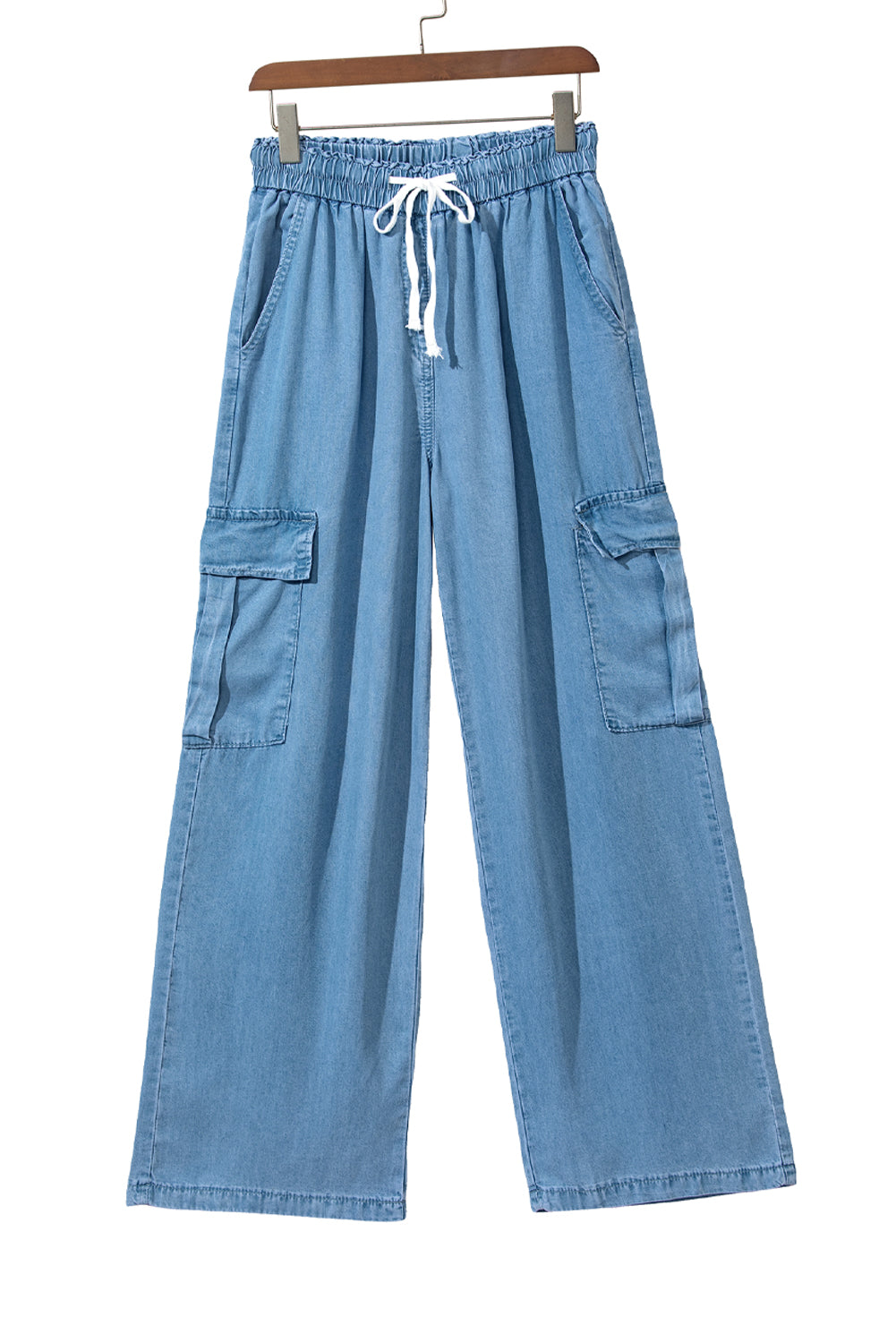 Sky Blue Drawstring High Waist Cargo Pocket Wide Leg JeansMaterial:100%Lyocell



		The high-waist jeans allow for freedom of movement
	
	
		The cargo pockets add a touch of utility and functionality
	
	
		You can e