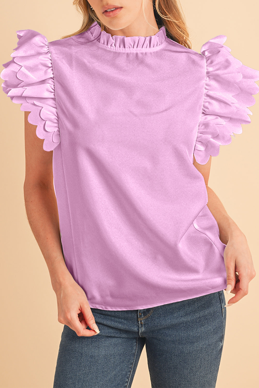 White Solid Color Scalloped Ruffle Sleeve BlouseMaterial:100%Polyester



		The blouse is a chic and feminine top featuring delicate scalloped edges and ruffle sleeves, adding a touch of elegance to your outfit.