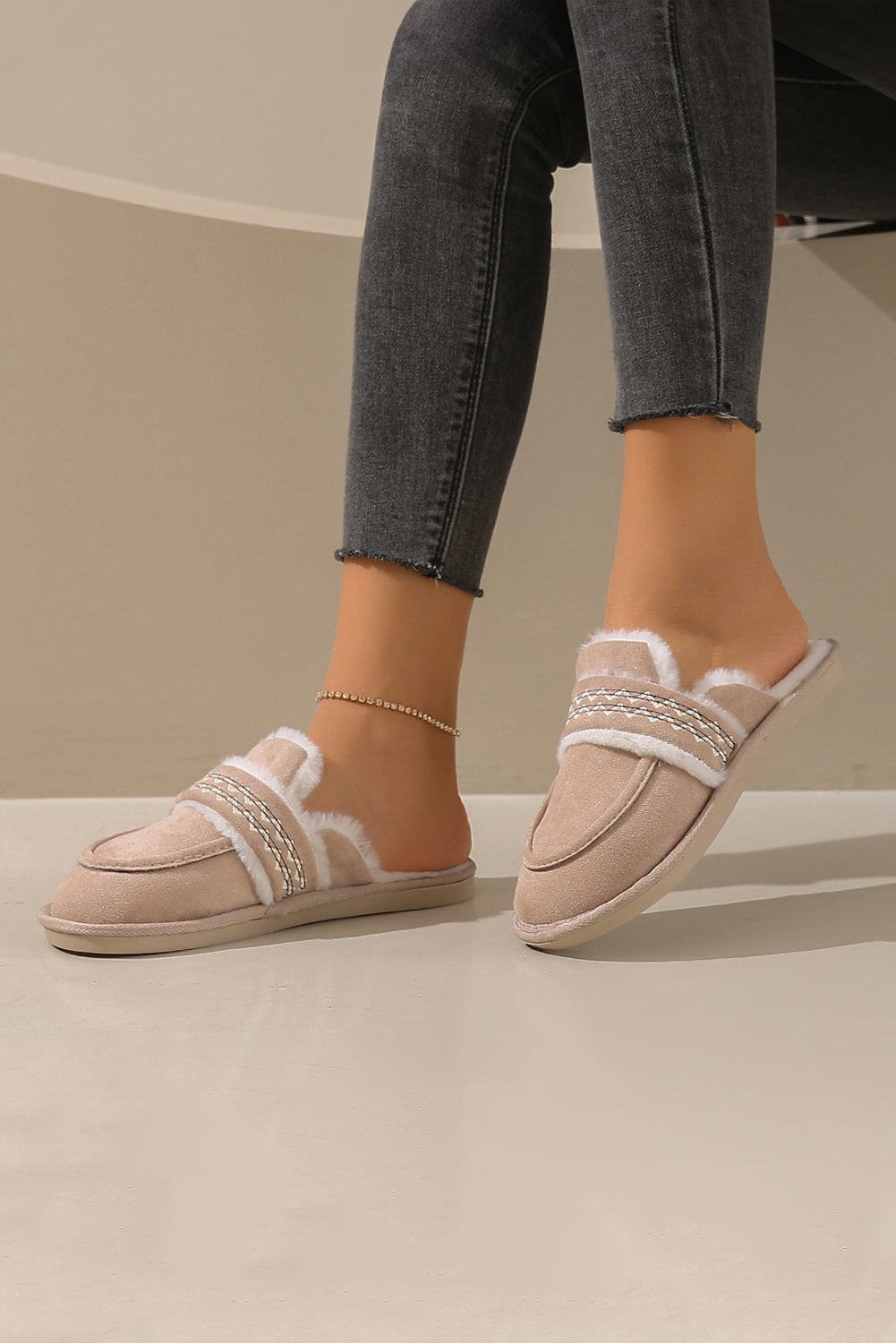 Chestnut Suede Wavy Striped Plush Lined Home SlippersThe plush lining ensures ultimate comfort and warmth during chilly evenings.
	
	
		Slip-on style for convenience and ease of wear, perfect for lounging around the