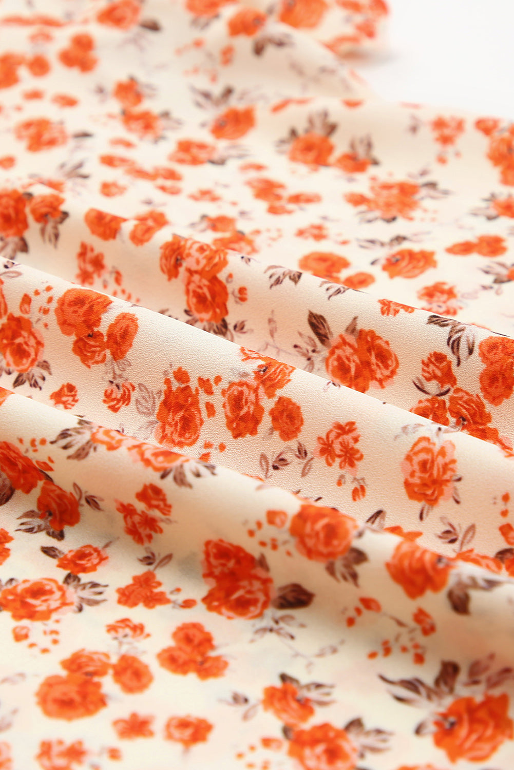 Orange Floral Tiered Flutter Sleeve BlouseMaterial:100%Polyester



		Featuring flowy flutter sleeves that add a touch of femininity to any outfit.
	
	
		Elevate your wardrobe with this stunning tiered 