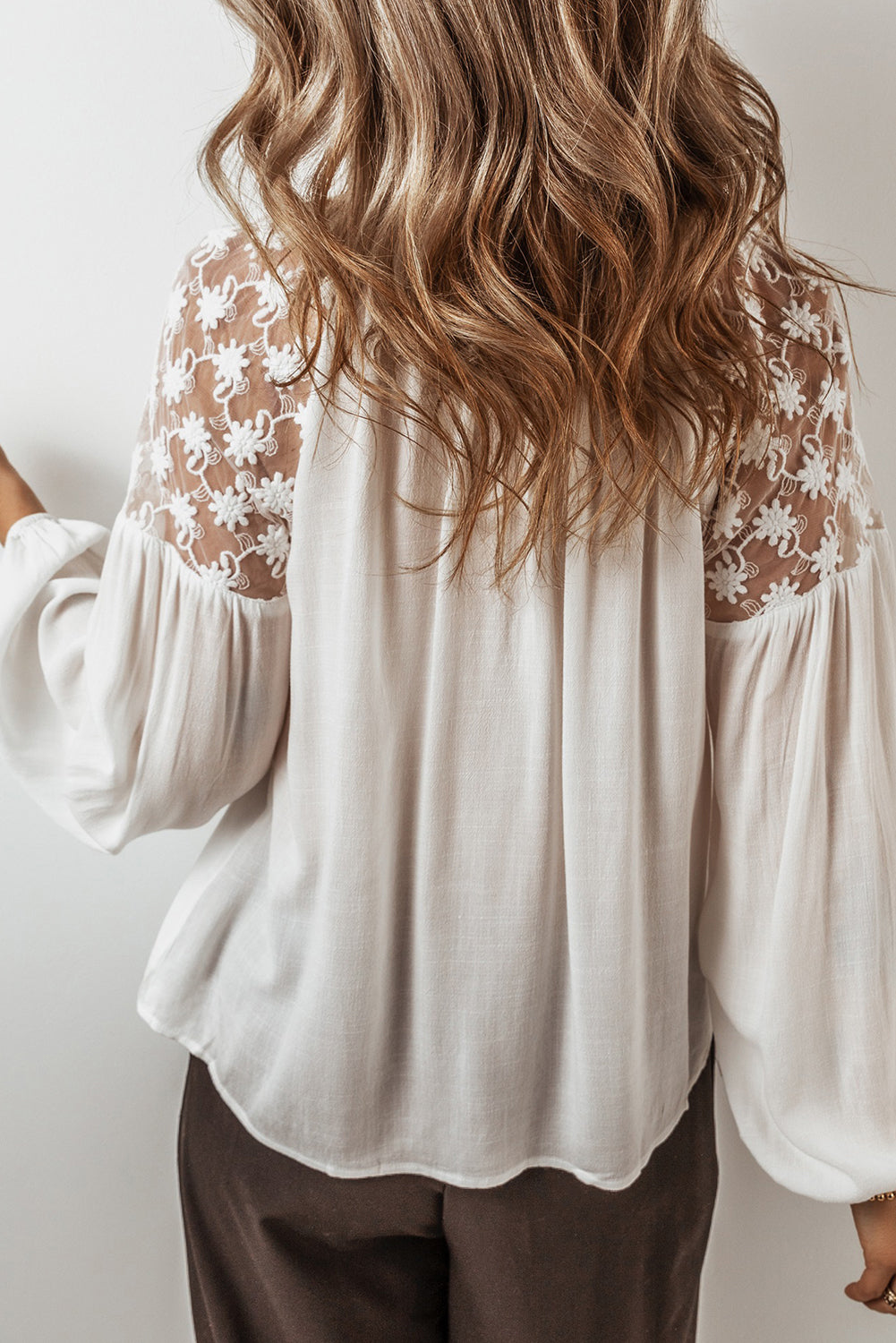 White Floral Lace Patchwork Lantern Sleeve V Neck BlouseMaterial:100%Viscose

• The blouse is a charming blend of elegance and comfort, perfect for both casual outings and special occasions. 
• The intricate lace patchw