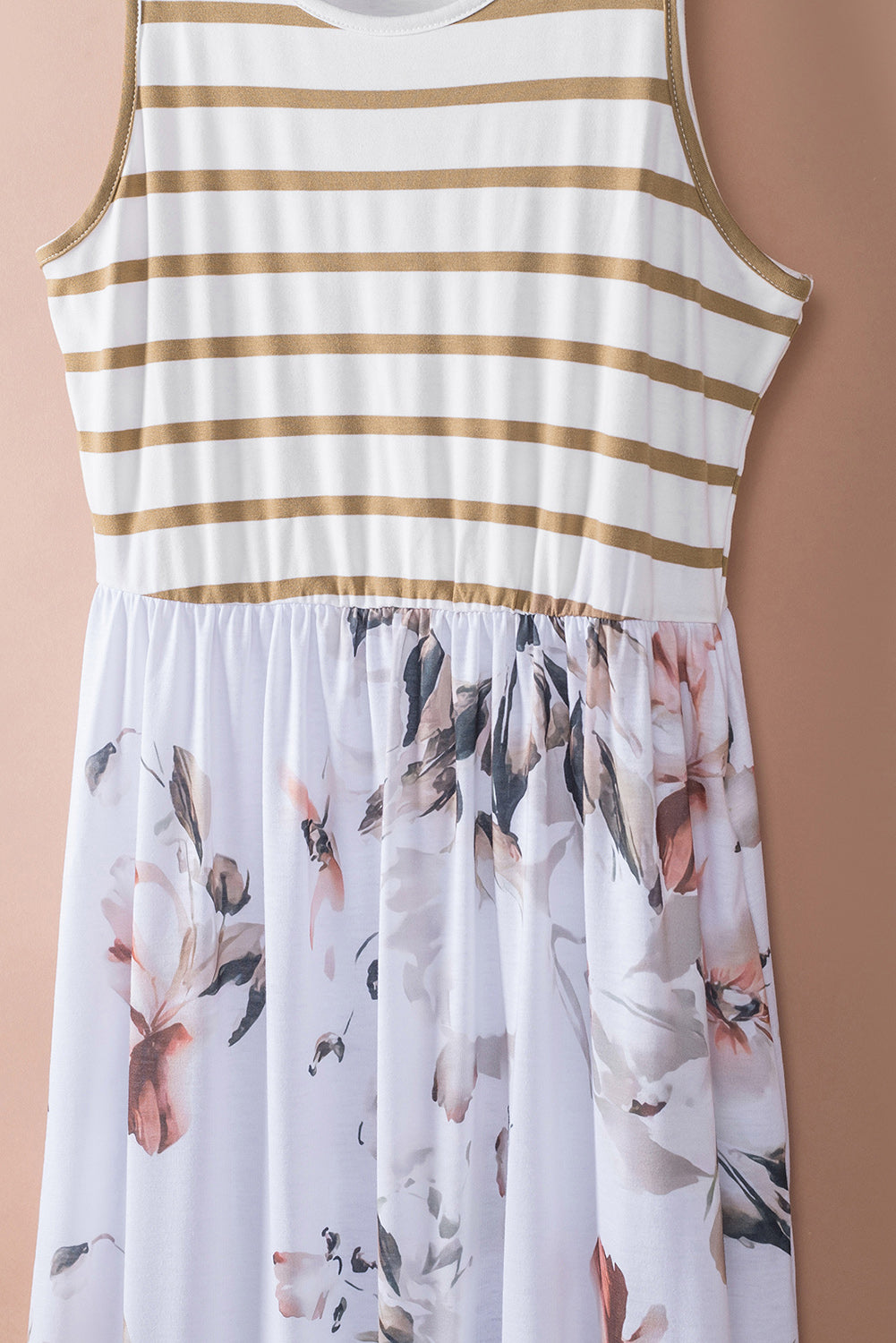 White Boho Stripes & Floral Print Floor Length Tank DressMaterial:95%POLYESTER+5%ELASTANE



		•Easy Match: This long dress goes well with sandals, high heels, a hat, or worn with a pretty necklace for a fashion look, wh