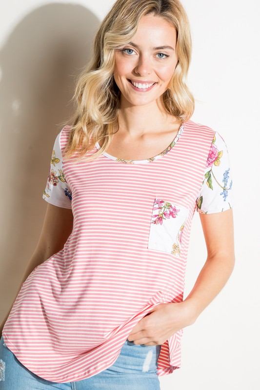 STRIPE FLORAL MIX SHORT SLEEVE TOPPIN STRIPE AND FLORAL MIXED SHORT SLEEVE ROUND NECK TOP- Model is 5' 8" 31-24-35 and wearing a Small- 95% RAYON, 5% SPANDEX - MADE IN USA
Style: Casual
Print / Patte