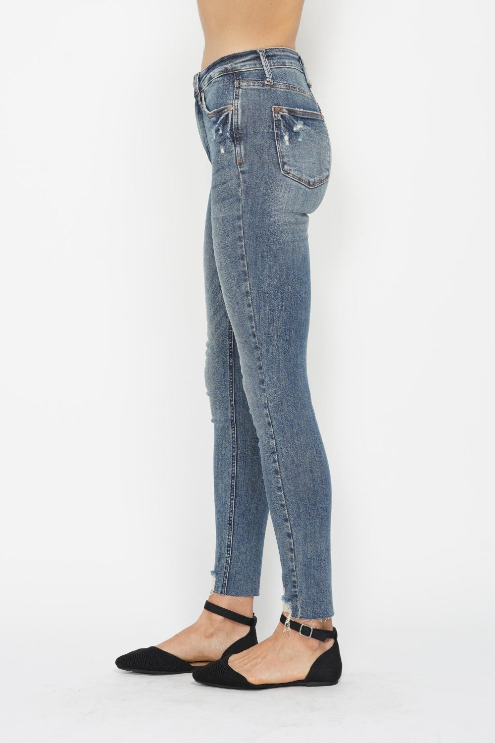 Judy Blue Full Size Tummy Control Vintage Wash Hem Destroy Skinny JeanThe Tummy Control Vintage Wash Hem Destroy Skinny Jeans are a versatile and stylish choice featuring a vintage wash and distressed hem detailing. Designed with tummy