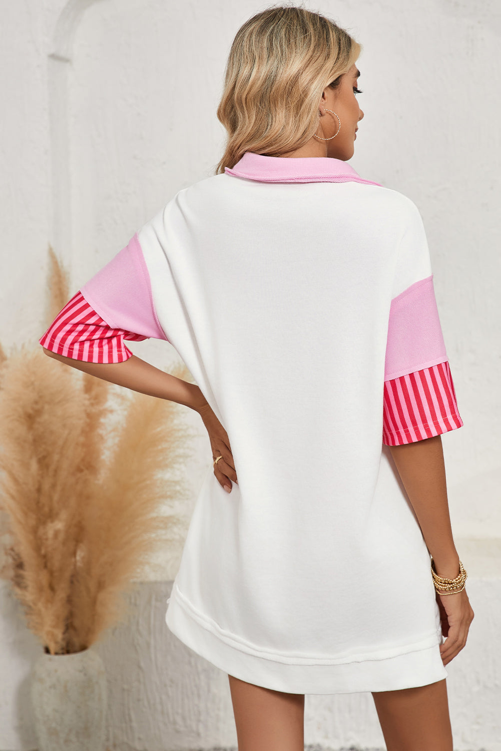 Pink Stripe Colorblock Sleeve Collared Mini DressMaterial:65%Polyester+35%Cotton

• The combination of pink and stripes adds a fun and trendy touch to your outfit.
• Embrace the relaxed vibes with the drop sleeve