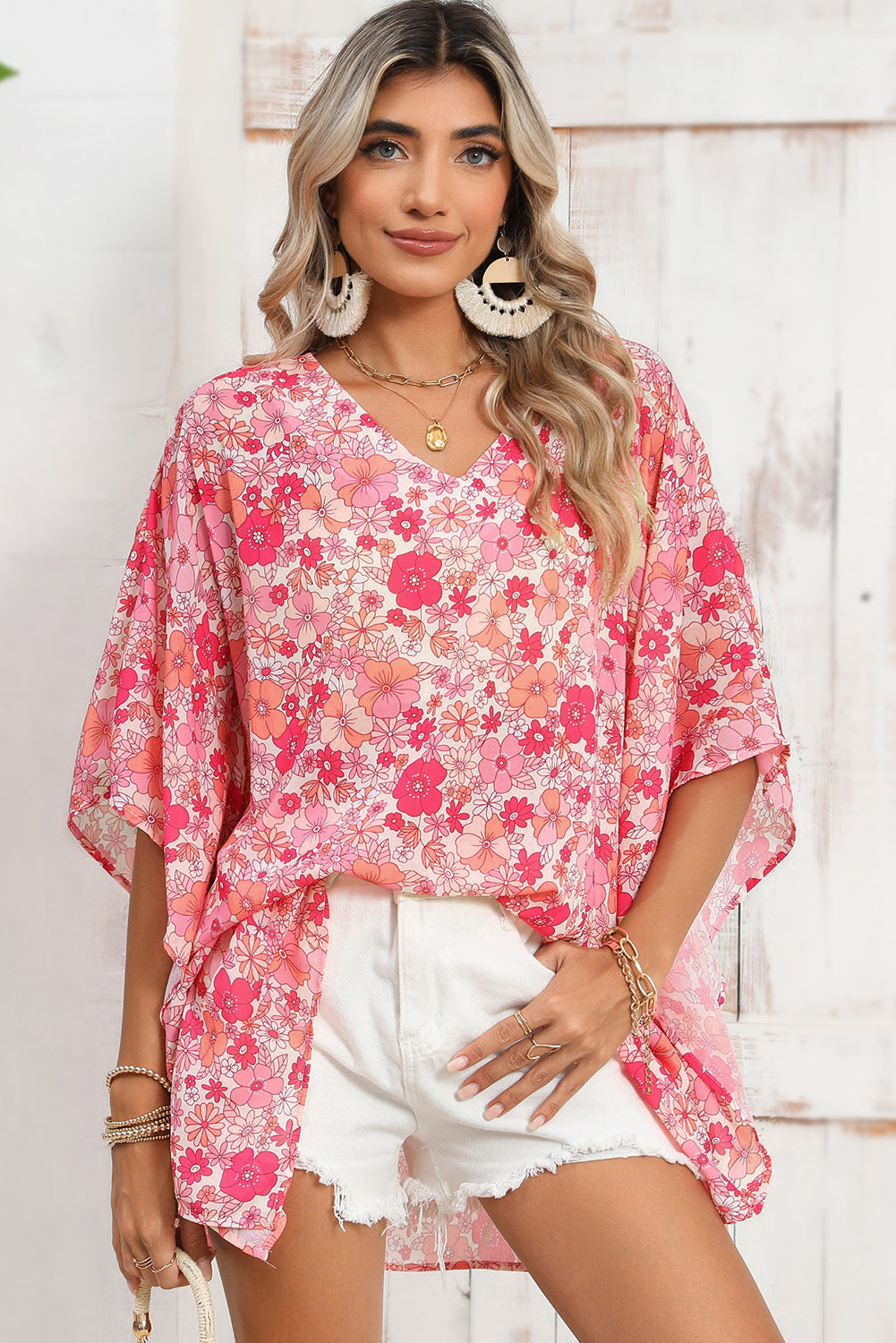 Pink Boho Floral Print V Neck Oversized BlouseMaterial:100%Polyester



		This oversized blouse is not only cool and comfortable but also suitable for any figure, making it a versatile choice for various body 