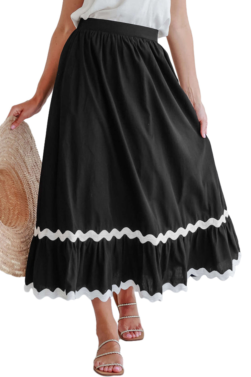 Black Ric Rac Trim High Waist Maxi SkirtMaterial:100%Cotton

• Effortlessly chic, the maxi skirt is perfect for a casual day out or a date night. Its timeless black color complements any outfit choice.
•