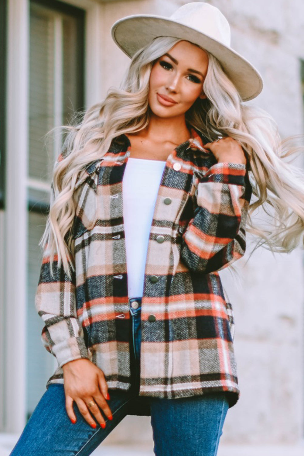 Khaki Plaid Print Casual Button Up Pocket ShacketMaterial:100%Polyester



		Sweet yet rugged plaid details adorn this cozy shirt
	
	
		Designed with a button front, long sleeves, large front pockets &amp; an 