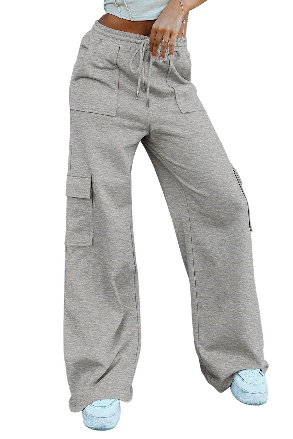 Light Grey Multi Pockets Lace Up High Waist Wide Leg Workout PantsMaterial:50%Polyester+45%Viscose+5%Elastane

• Crafted in a trendy light grey hue, these workout pants feature a lace-up design at the waist for a secure fit during