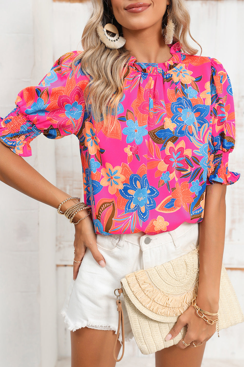 Rose Frill Neck Puff Sleeve Boho Floral BlouseMaterial:97%Polyester+3%Elastane



		The blouse features a charming bohemian floral print, adding a touch of femininity and boho flair to your outfit.
	
	
		Wi