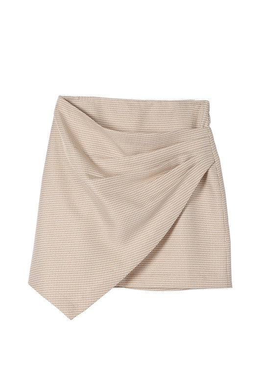 Hound tooth shirred wrap skirt- Hound tooth shirred wrap skirt- Pattern type : hound tooth pattern- Stretch : no stretch- Sheer : lined, no see through - Care instruction : machine wash cold, onl