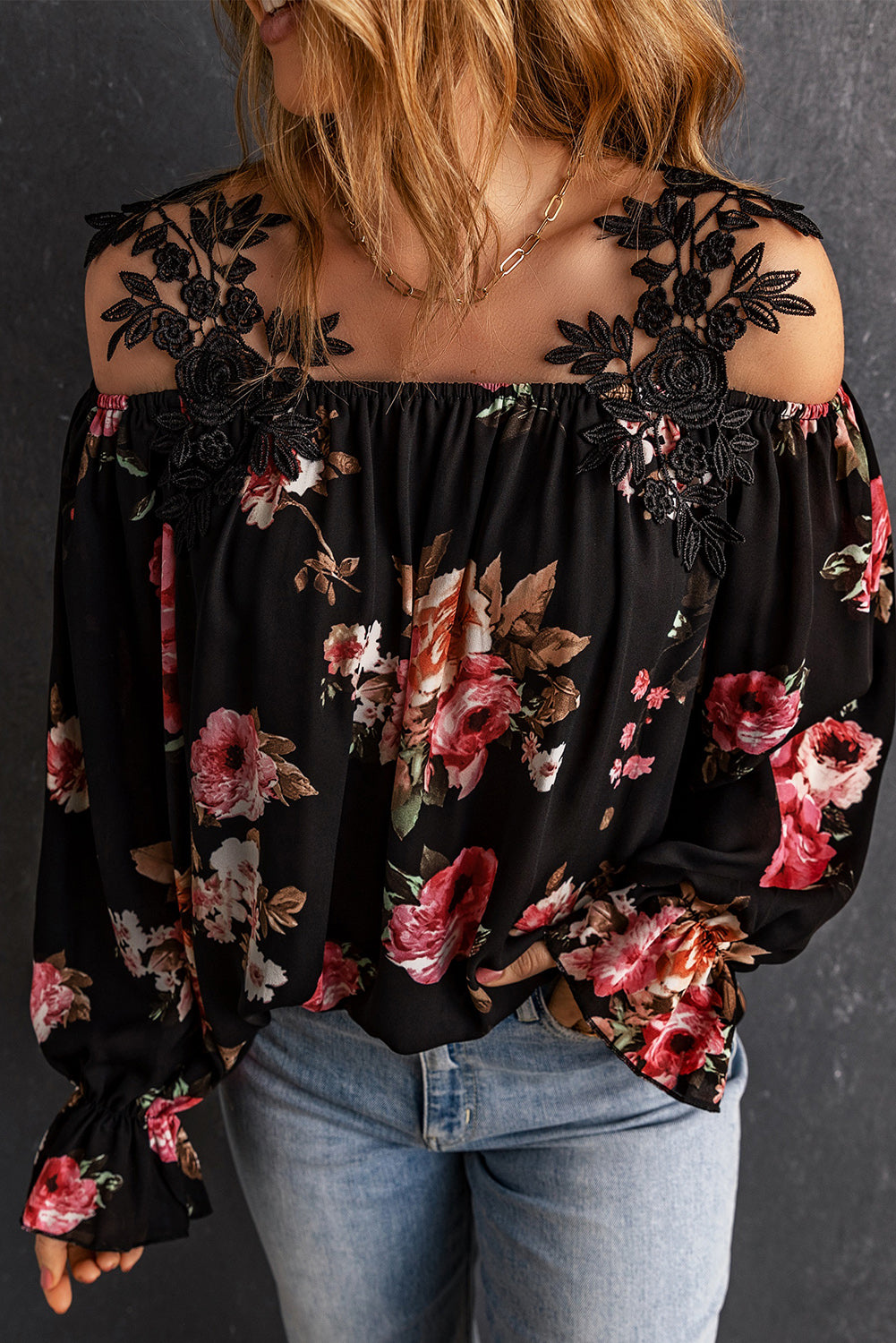 Black Floral Print Lace Loose Off Shoulder BlouseMaterial:100%Polyester



		The cold shoulder
design makes this blouse much sexier than you think
	
	
		The sleekness and
silkiness touch gives endless comfor