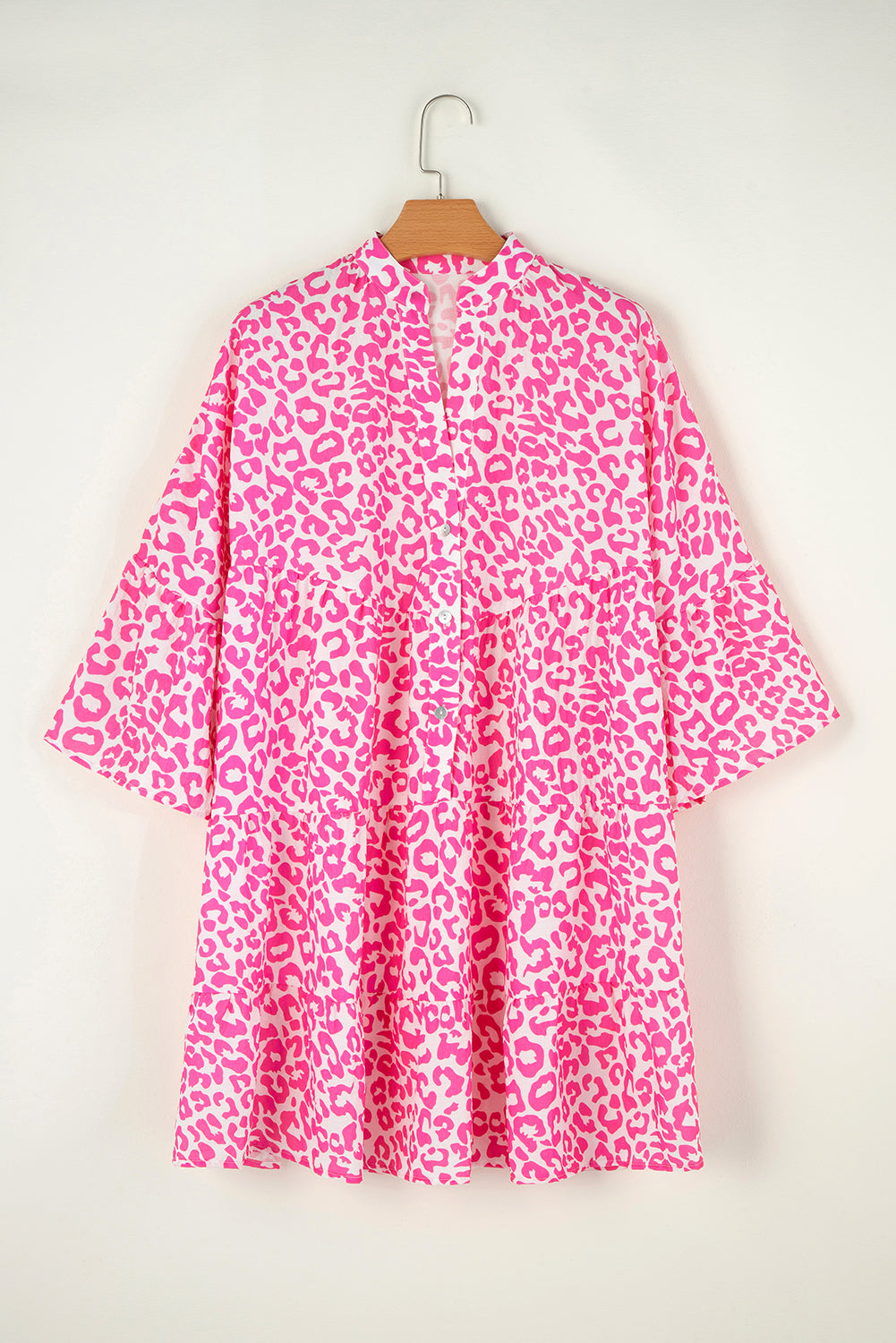 Bright Pink Leopard Print Flounce Sleeve Mini DressMaterial:100%Polyester

• Stand out in style with our mini dress, perfect for both casual outings and special occasions.
• The vibrant pink hue of this dress compl