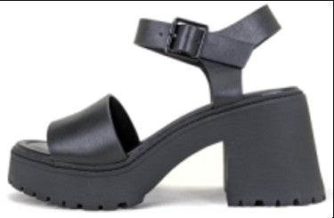 BOOMER-S Platform Heel SandalsIntroducing our Boomer-S Platform Heel Sandals with Ankle Straps, the perfect blend of style and comfort for your summer wardrobe. These sandals feature a trendy pla