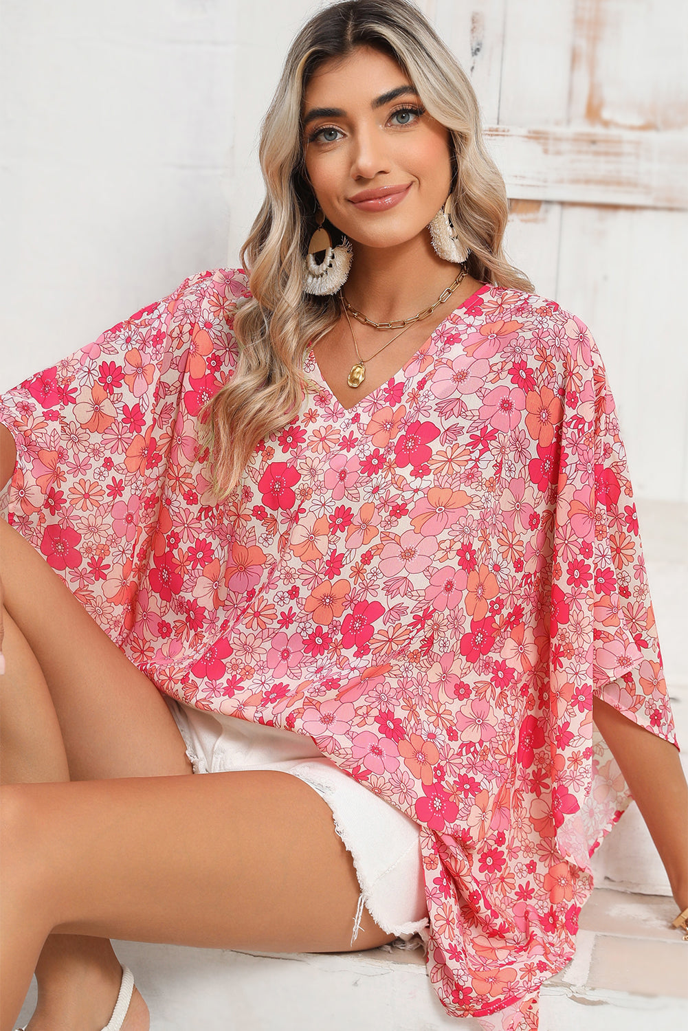 Pink Boho Floral Print V Neck Oversized BlouseMaterial:100%Polyester



		This oversized blouse is not only cool and comfortable but also suitable for any figure, making it a versatile choice for various body 