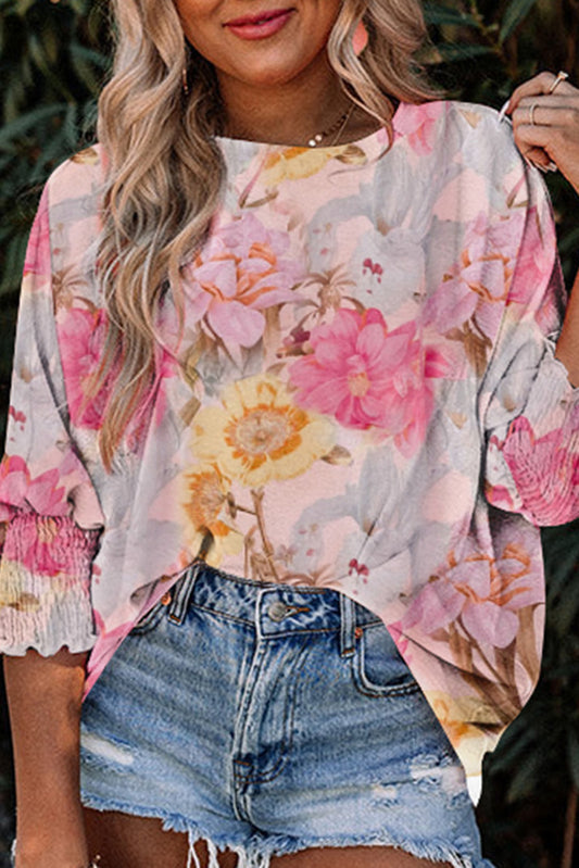 Pink Shirred Cuffs 3/4 Sleeve Loose Fit Floral BlouseMaterial:100%Polyester


	


		This pink floral blouse is the perfect blend of feminine and casual style. 
	
	
		It features a loose fit design with 3/4 sleev