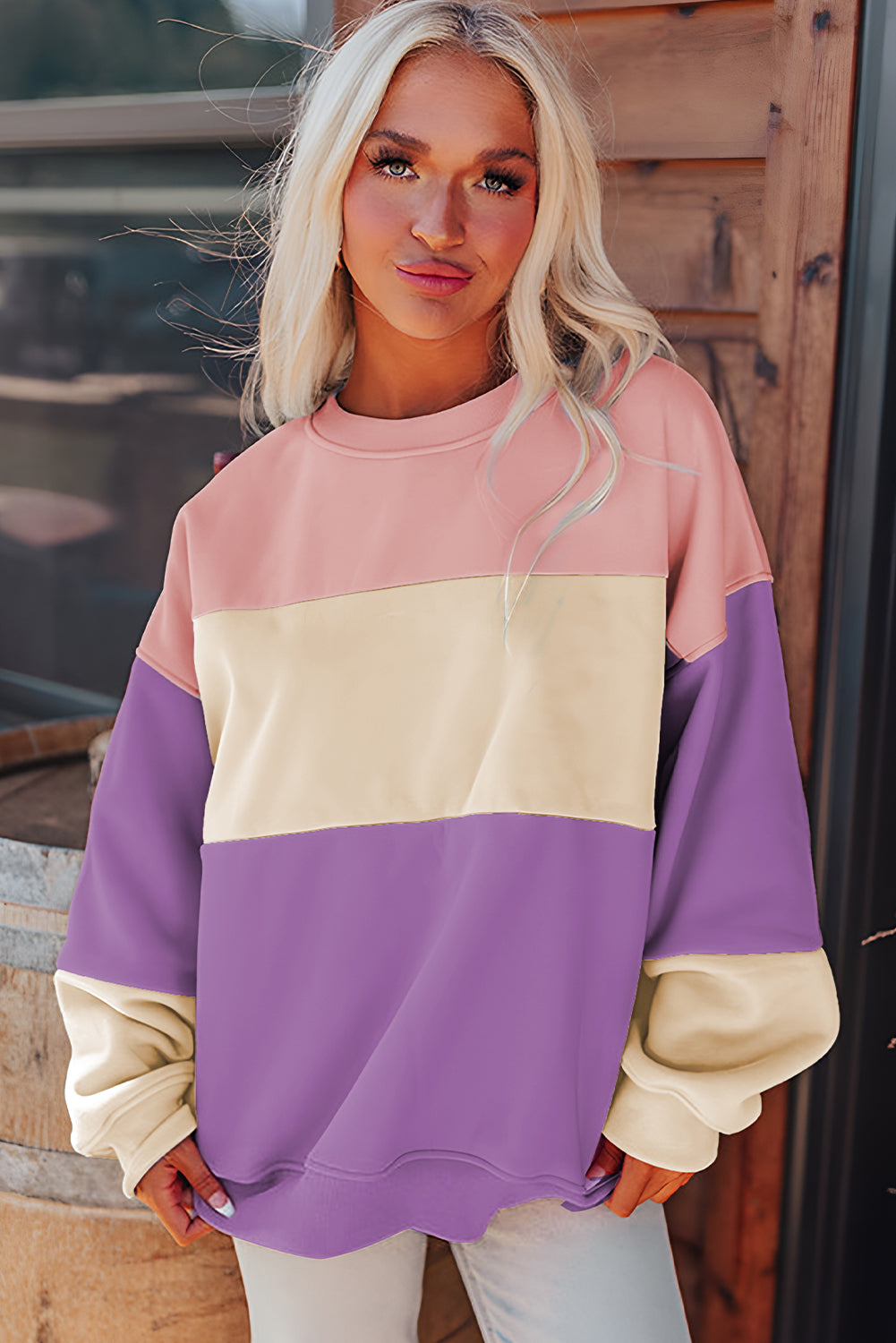 Bright Pink Colorblock Patchwork Drop Shoulder SweatshirtMaterial:70%Polyester+30%Cotton

• Embrace a blend of casual charm and trendy style with our sweatshirt, perfect for a relaxed yet fashionable look. 
• Crafted wit