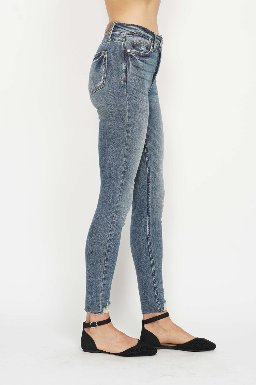 Judy Blue Full Size Tummy Control Vintage Wash Hem Destroy Skinny JeanThe Tummy Control Vintage Wash Hem Destroy Skinny Jeans are a versatile and stylish choice featuring a vintage wash and distressed hem detailing. Designed with tummy