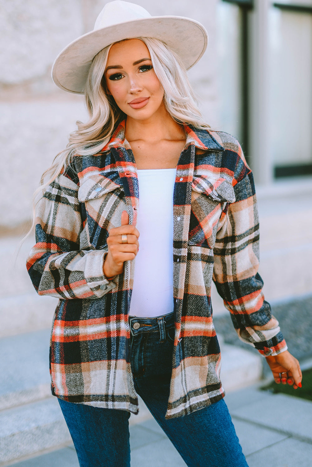 Khaki Plaid Print Casual Button Up Pocket ShacketMaterial:100%Polyester



		Sweet yet rugged plaid details adorn this cozy shirt
	
	
		Designed with a button front, long sleeves, large front pockets &amp; an 