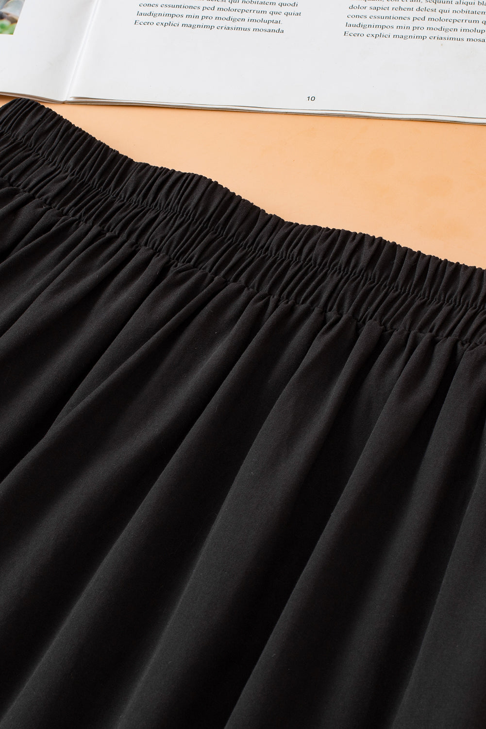 Black Ric Rac Trim High Waist Maxi SkirtMaterial:100%Cotton

• Effortlessly chic, the maxi skirt is perfect for a casual day out or a date night. Its timeless black color complements any outfit choice.
•