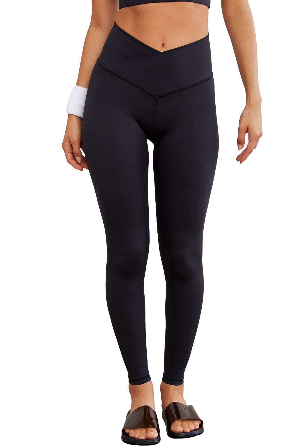 Black Arched Waist Seamless Active LeggingsMaterial:75%Polyamide+25%Elastane



		Elevate your sports experience with these seamless active leggings, providing both comfort and style for your workout sessio