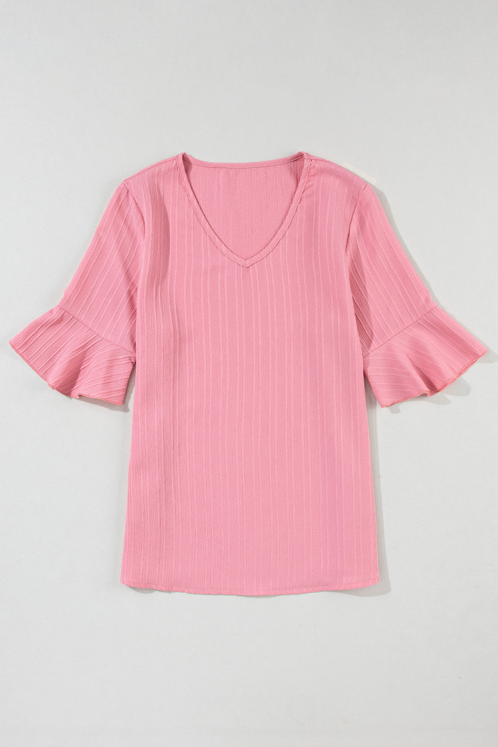 Beau Blue Ruffled Short Sleeve V Neck Textured BlouseMaterial:97%Polyester+3%Elastane



		Elevate your style with this stylish and popular women's top featuring textured fabric. 
	
	
		The V-neck, ruffled sleeves