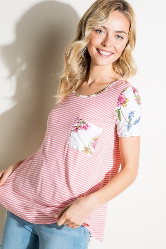 STRIPE FLORAL MIX SHORT SLEEVE TOPPIN STRIPE AND FLORAL MIXED SHORT SLEEVE ROUND NECK TOP- Model is 5' 8" 31-24-35 and wearing a Small- 95% RAYON, 5% SPANDEX - MADE IN USA
Style: Casual
Print / Patte