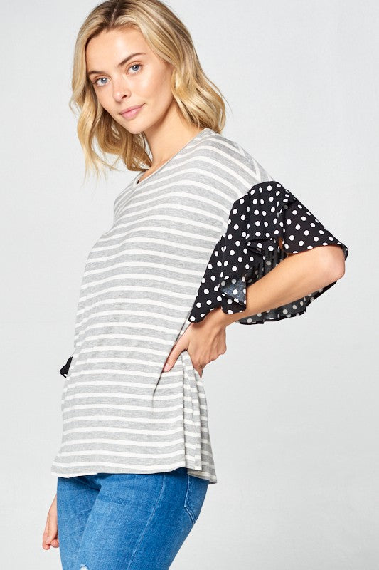 PLUS POLKA DOT RUFFLE SLEEVE TOPSTRIPE JERSEY WOVEN POLKA DOT MIX AND MATCH ROUND NECK RUFFLE SLEEVE PLUS TOP95% RAYON, 5% SPANDEX MADE IN USA1X/2X/3X 2-2-2
Style: Casual
Print / Pattern: STRIPE an