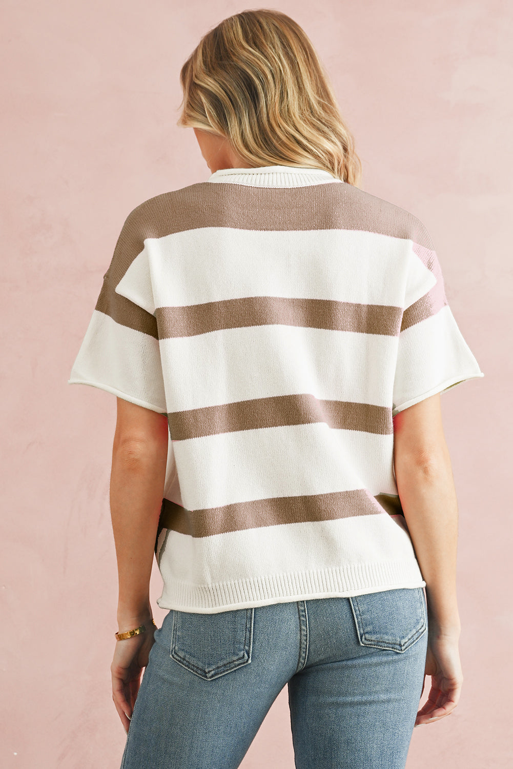 Khaki Striped Drop Shoulder Knitted TopMaterial:50%Viscose+28%Polyester+22%Polyamide

• Effortlessly stylish and comfortable, this striped top blends a casual vibe with a touch of sophistication, perfect