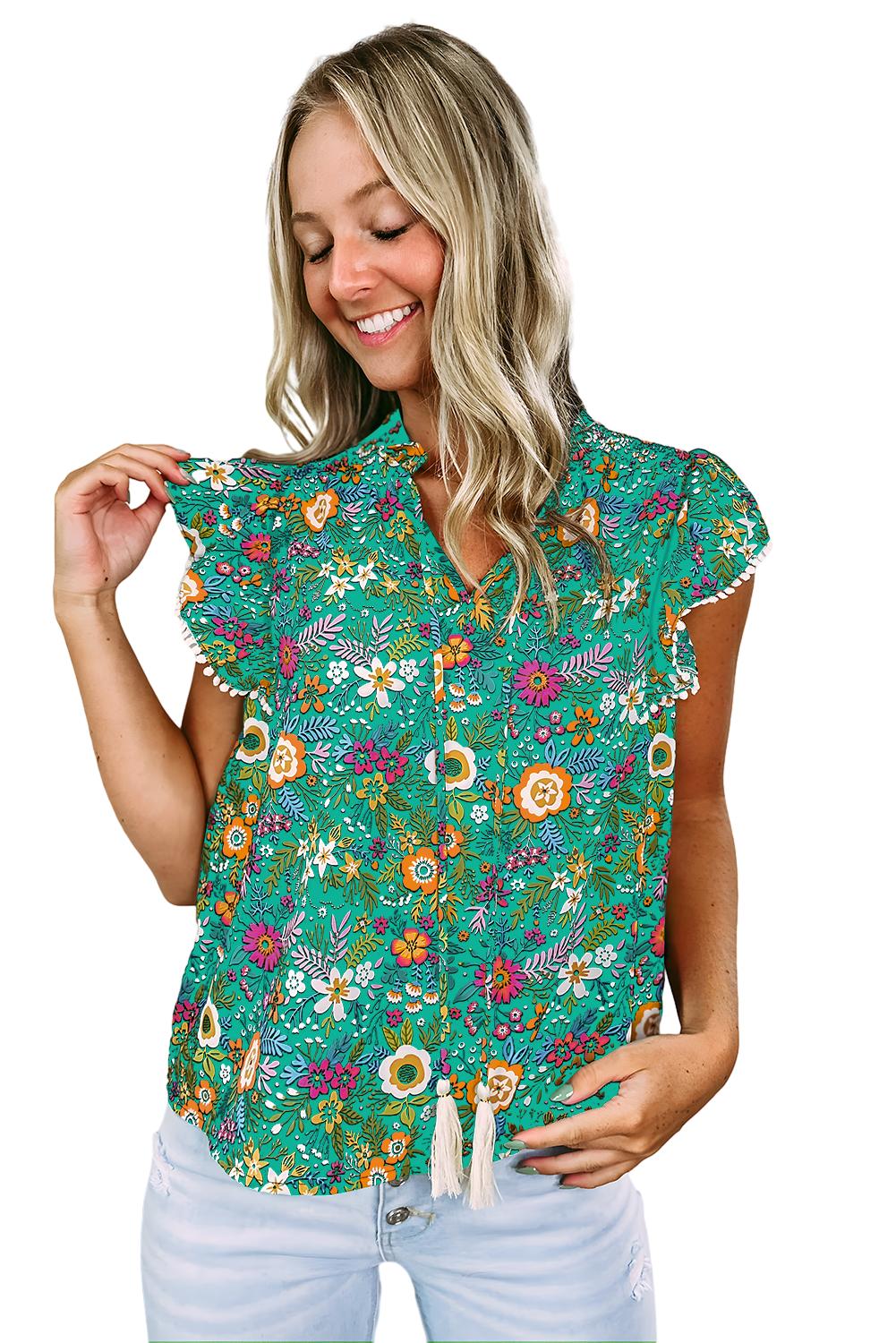 Green Lace Trim Flutter Sleeve Tropical Floral Print BlouseMaterial:100%Polyester


	


		The blouse features a vibrant tropical floral print and delicate lace trim for a feminine and stylish look.
	
	
		With its flut