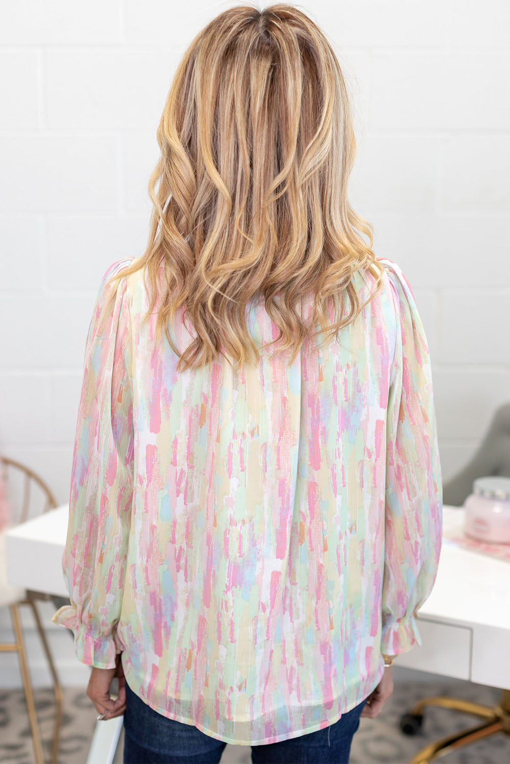 Multicolor Abstract Print Frilled Buttoned Long Sleeve BlouseMaterial:100%Polyester



		This pretty frilled blouse will dress up your wardrobe
	
	
		Featured with a notched V-neck, long sleeves, buttons and breathable fa