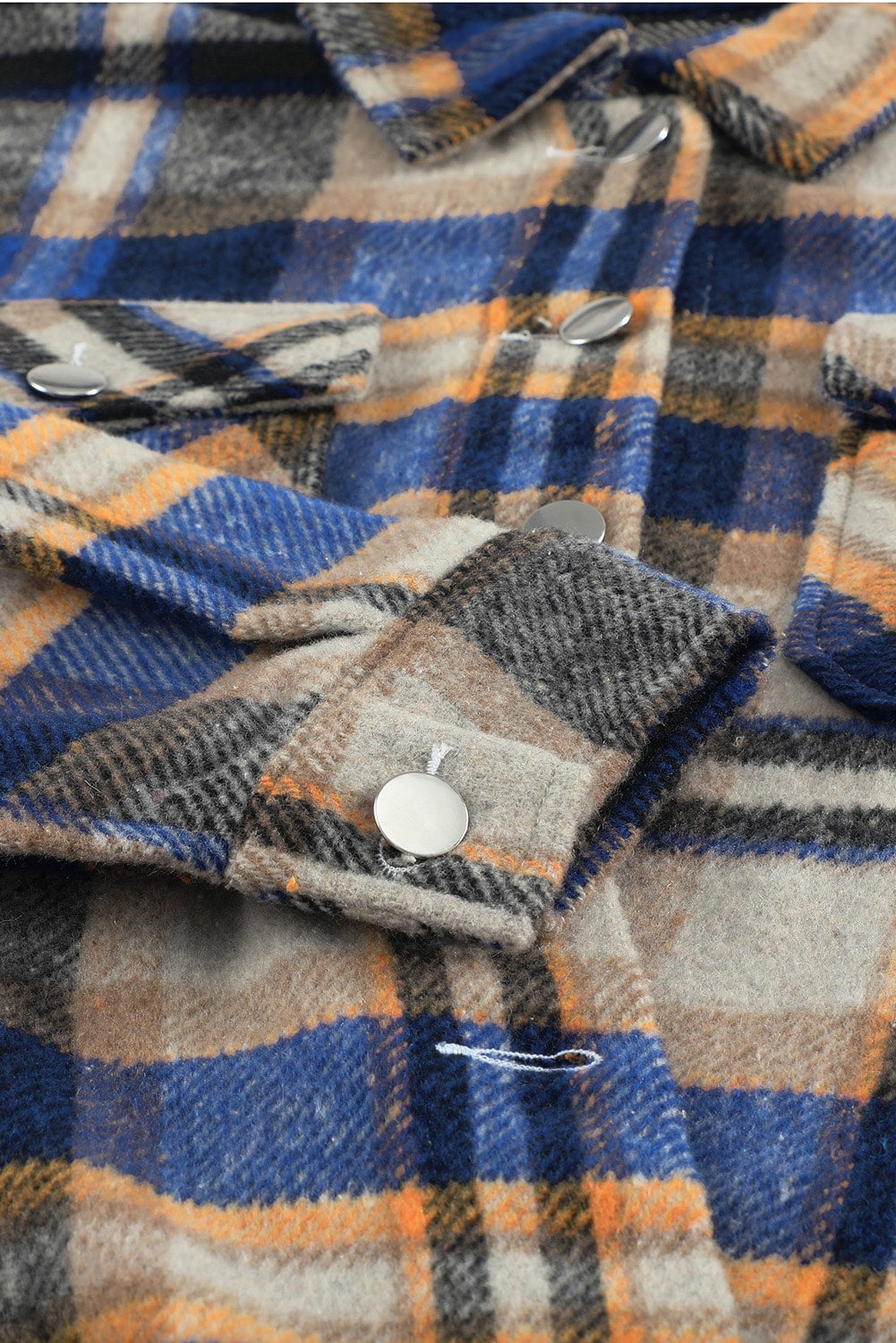 Khaki Plaid Print Casual Button Up Pocket ShacketMaterial:100%Polyester



		Sweet yet rugged plaid details adorn this cozy shirt
	
	
		Designed with a button front, long sleeves, large front pockets &amp; an 