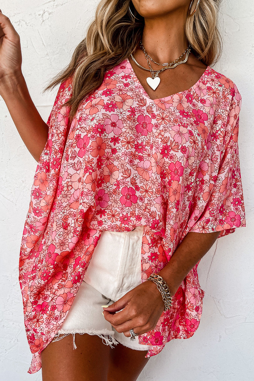 Pink Boho Floral Print V Neck Oversized BlouseMaterial:100%Polyester



		This oversized blouse is not only cool and comfortable but also suitable for any figure, making it a versatile choice for various body 