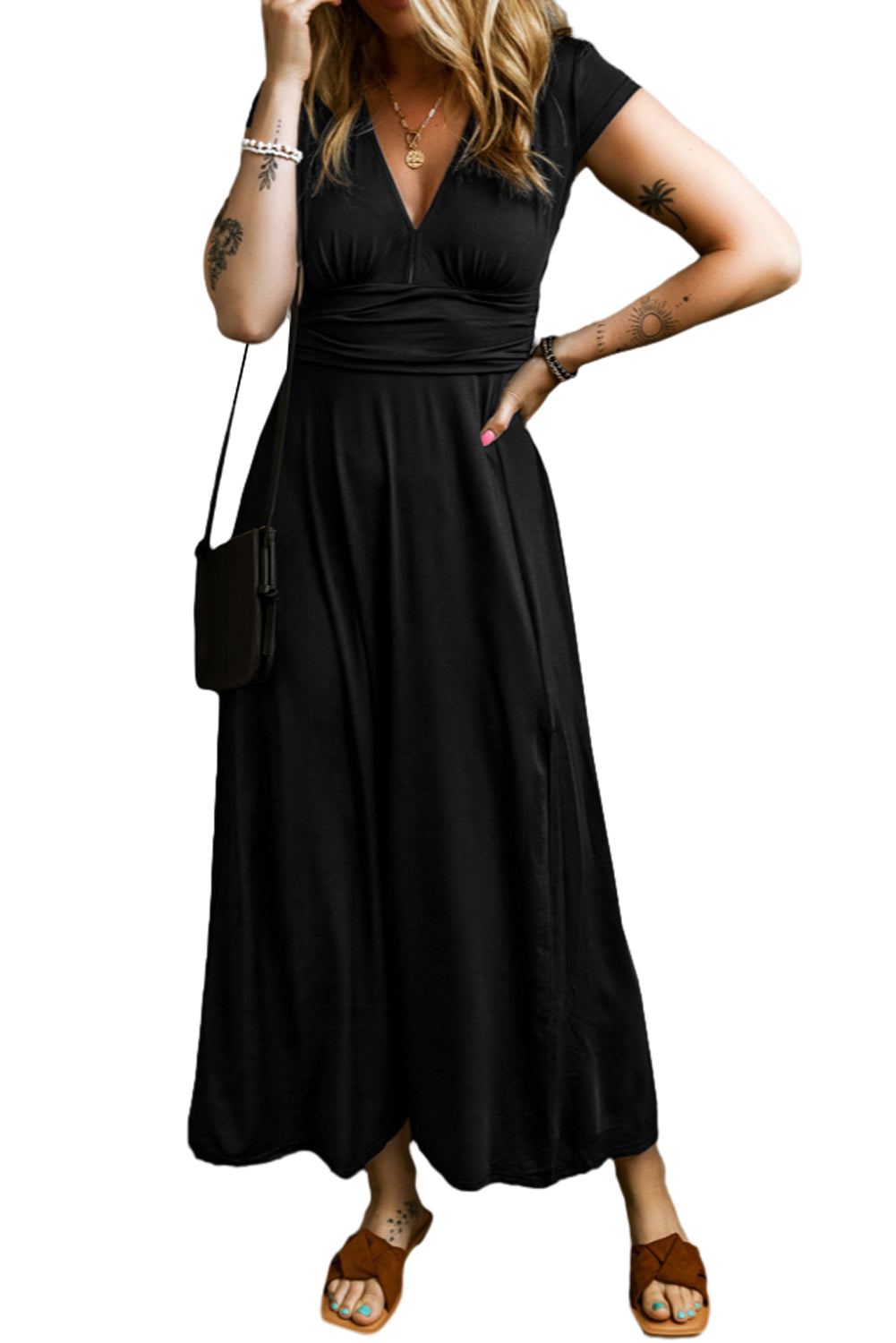 Peacock Blue Deep V Neck Ruched High Waist Midi DressMaterial:65%Polyester+30%Viscose+5%Elastane



		This concise long dress is versatile and suitable for various occasions. 
	
	
		The trendy high-waist look is e