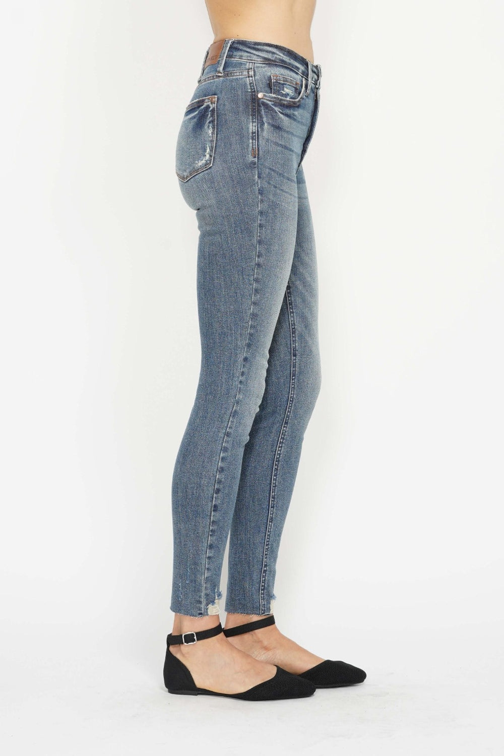 Judy Blue Full Size Tummy Control Vintage Wash Hem Destroy Skinny JeanThe Tummy Control Vintage Wash Hem Destroy Skinny Jeans are a versatile and stylish choice featuring a vintage wash and distressed hem detailing. Designed with tummy