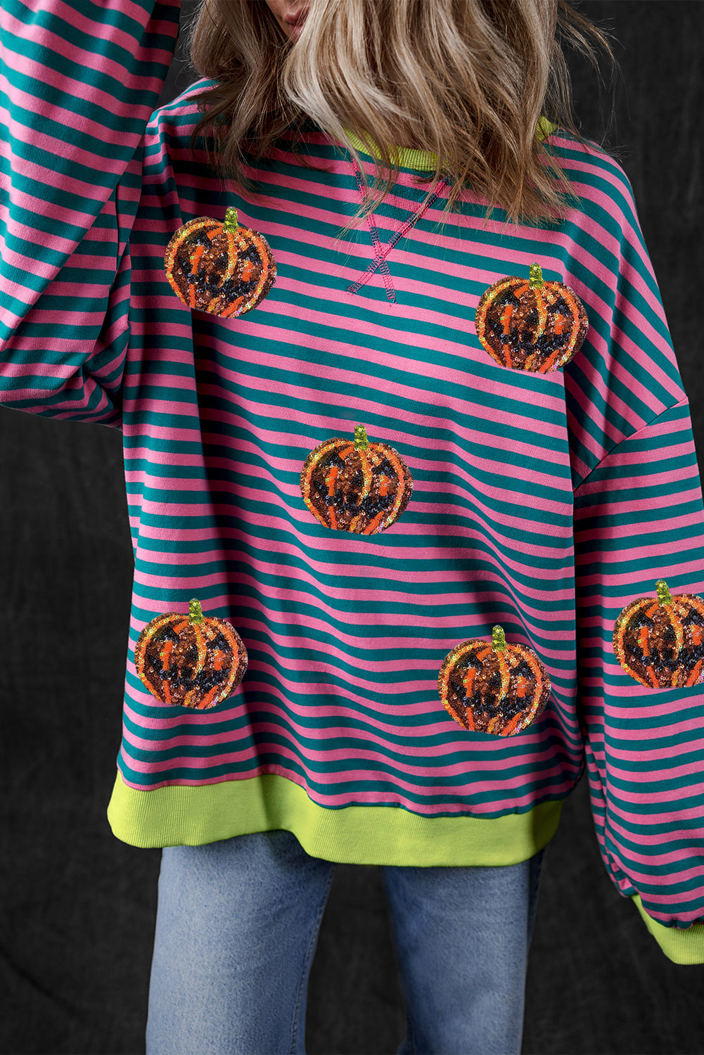 Green Stripe Funny Halloween Pumpkin Pattern Oversize SweatshirtMaterial:95%Cotton+5%Elastane

• Stand out this Halloween with the Green Stripe Funny Pumpkin  Oversize Sweatshirt, perfect for adding a touch of humor to your spoo