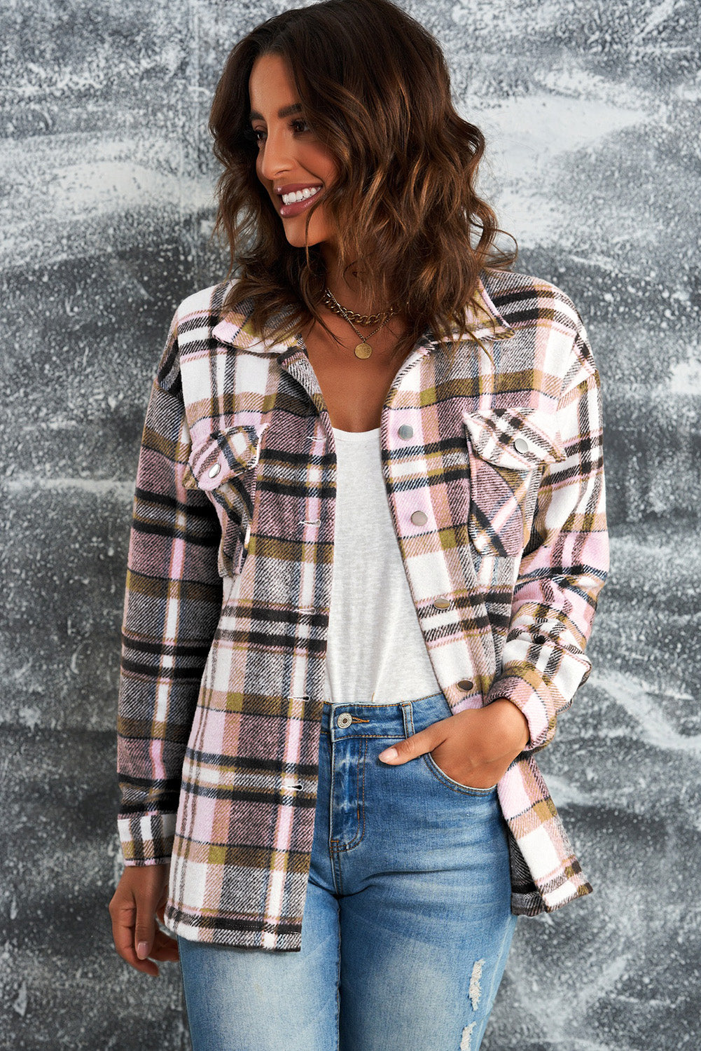 Khaki Plaid Print Casual Button Up Pocket ShacketMaterial:100%Polyester



		Sweet yet rugged plaid details adorn this cozy shirt
	
	
		Designed with a button front, long sleeves, large front pockets &amp; an 