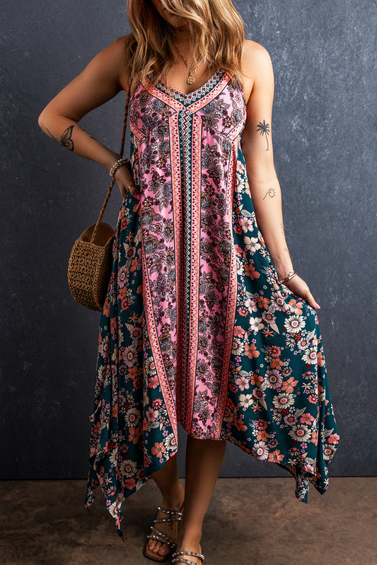 Pink Bohemian Floral Patchwork Print Midi SundressMaterial:100%Viscose

• Embrace the sundress, featuring a vibrant mix of floral prints for a truly unique and free-spirited look.
• Effortlessly chic, the sleevele