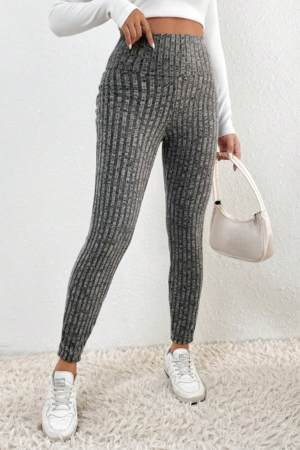 Gray Wide Waistband Ribbed Textured Knit LeggingsMaterial:95%Polyester+5%Elastane



		This high waist leggings designed in a skinny flattering fit
	
	
		It’s easy to pull on and elastic comfy to wear
	
	
	