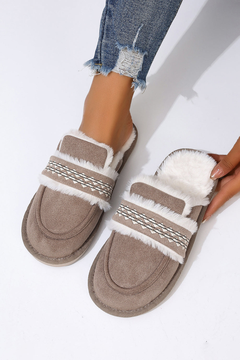 Chestnut Suede Wavy Striped Plush Lined Home SlippersThe plush lining ensures ultimate comfort and warmth during chilly evenings.
	
	
		Slip-on style for convenience and ease of wear, perfect for lounging around the